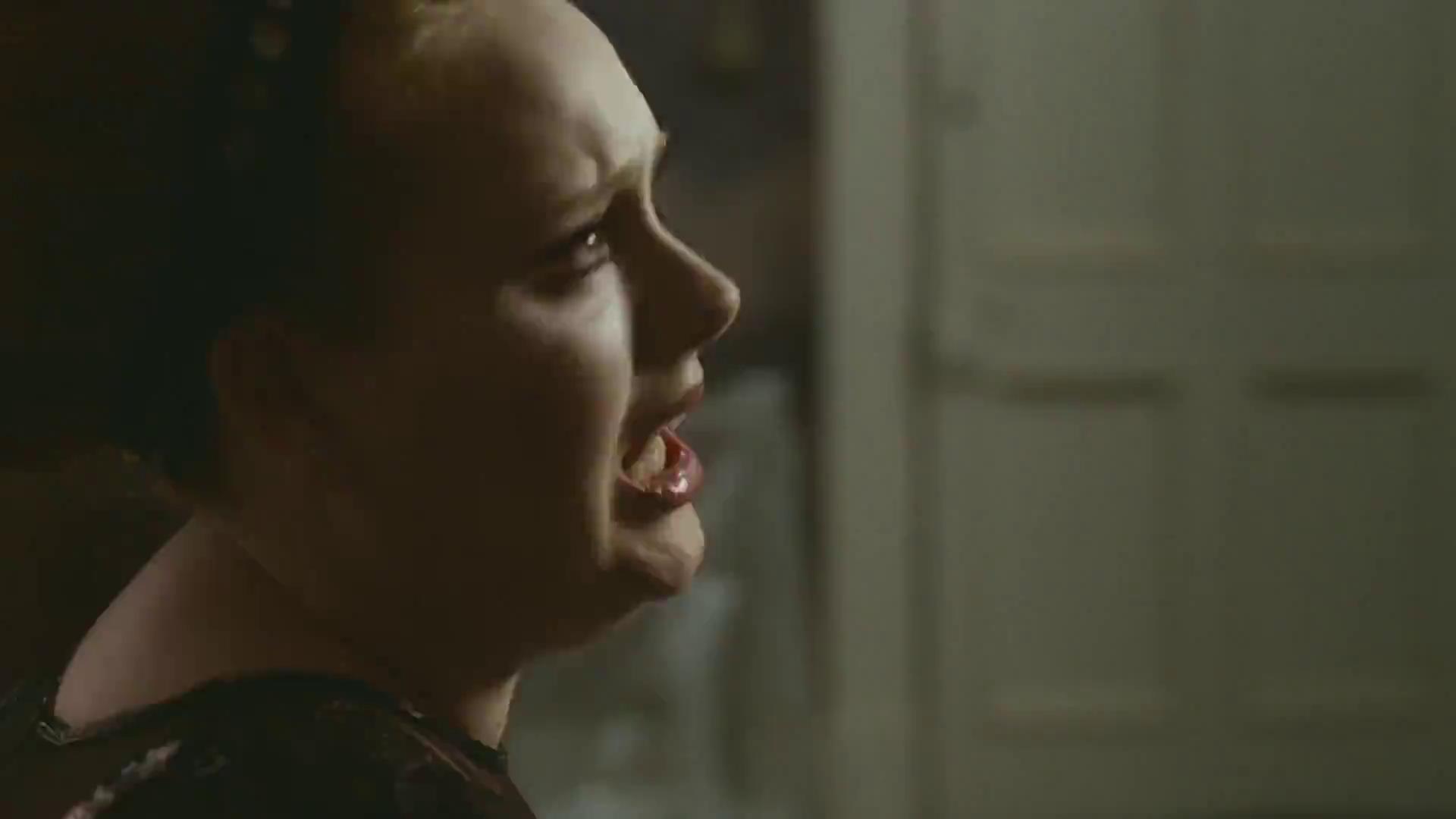 Adele - Rolling In The Deep (HD) .