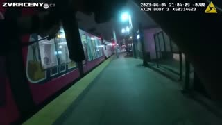 Sejmutý v tramvaji
