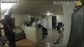 S vařící vodou na policisty