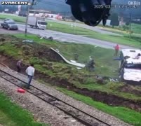 Střet dvou autobusů